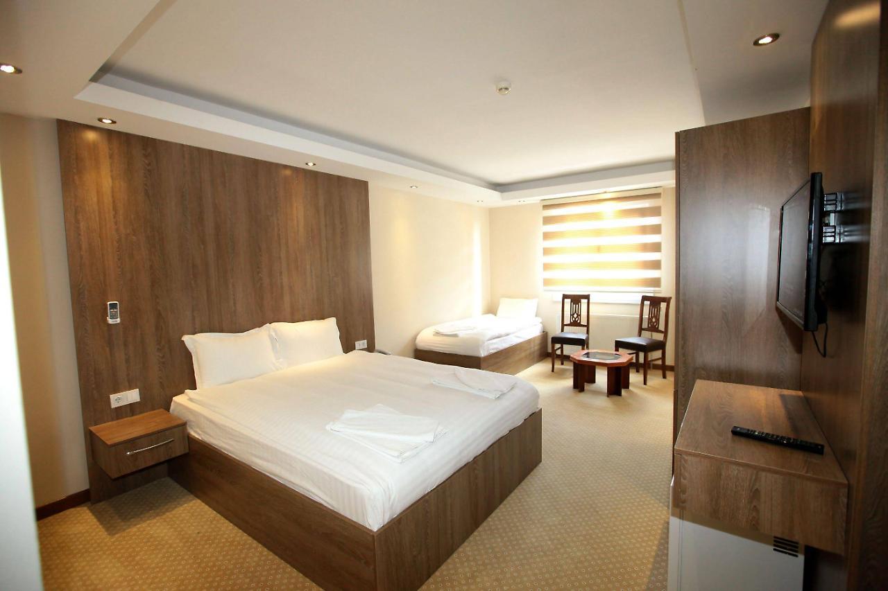 Otel Ny World