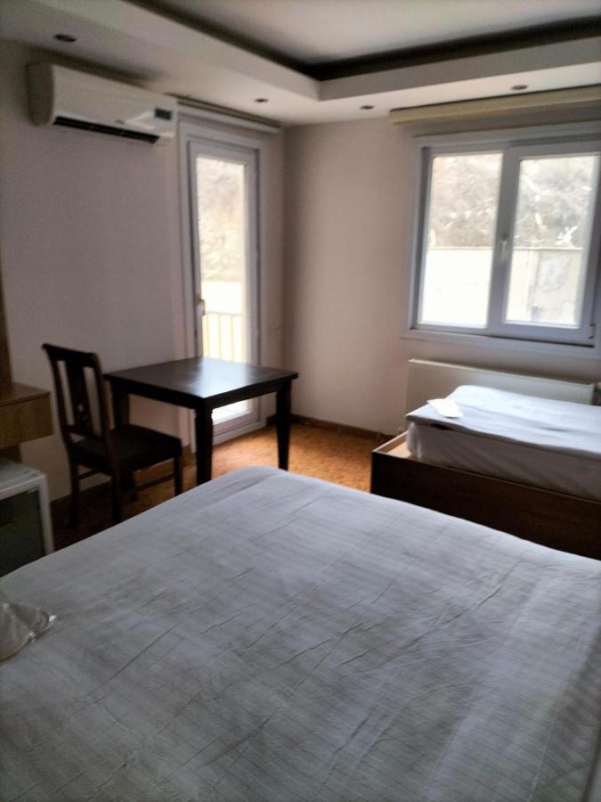 Otel Ny World 3*