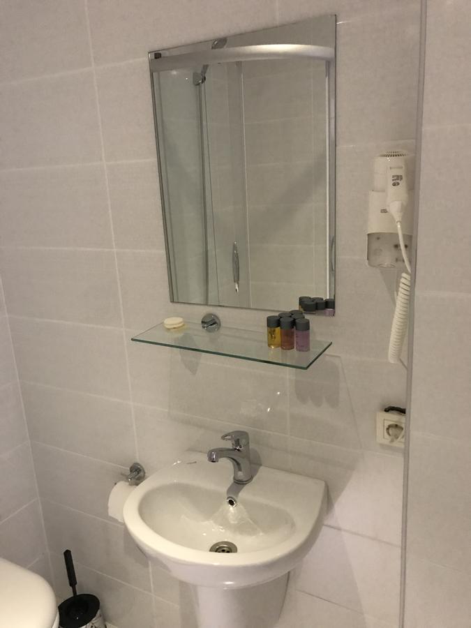 Otel Ny World 3*