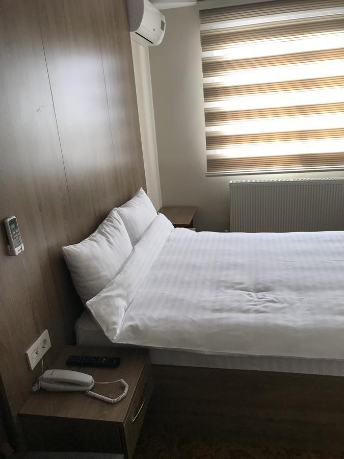 Ny World Otel